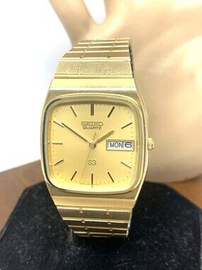 Seiko Men's Watch 8123-5259 Vintage Quartz Gold Dial Tank Stainless Steel 32mm